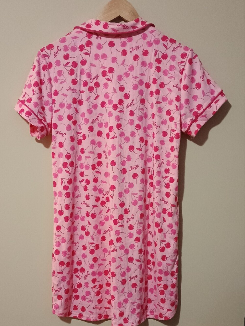 NWT Juicy Couture Sleepshirt JC Cherry Toss Pink Button Nightgown Size Medium - Picture 3 of 12